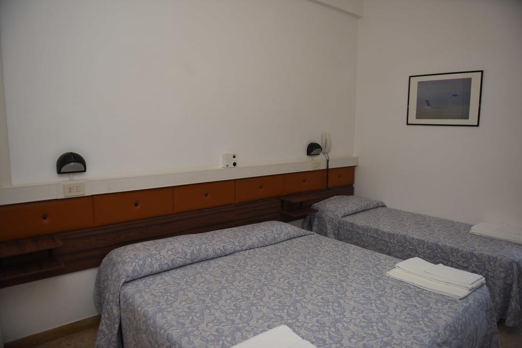 Rivazzurra Hotel Pesaro Room photo